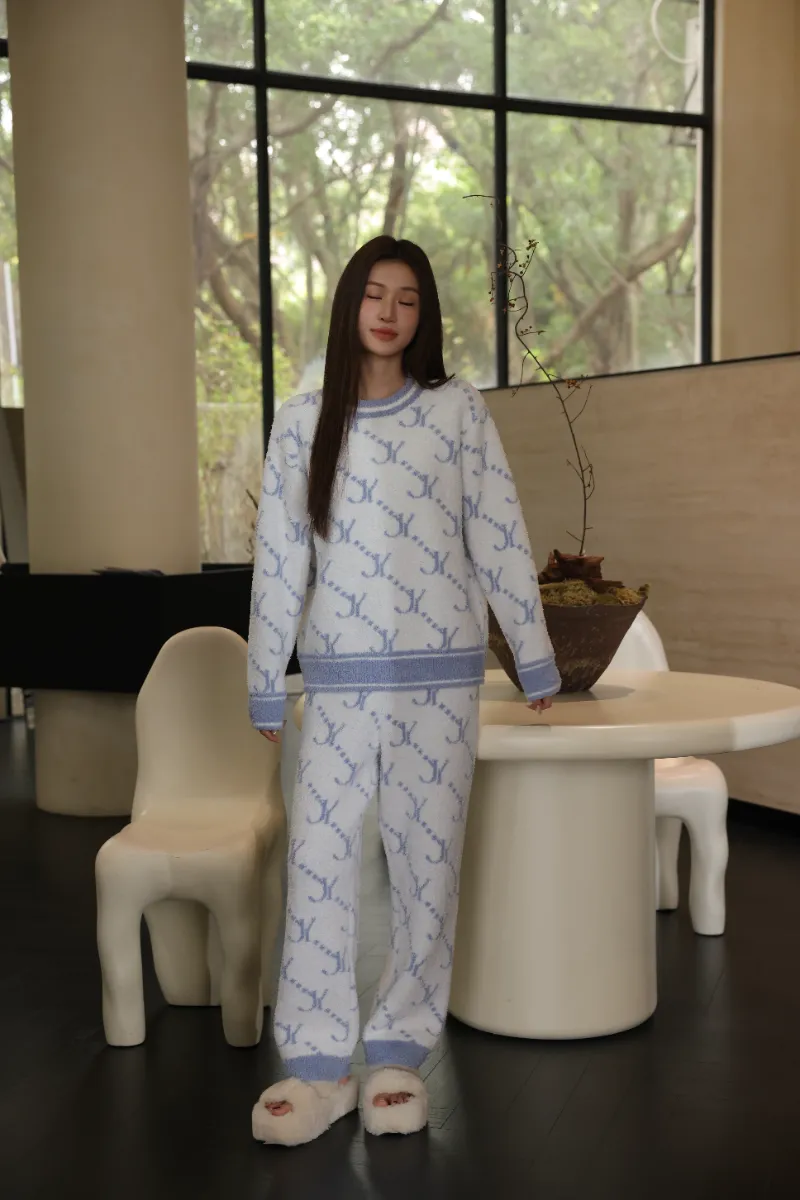 Myk fleece pyjamas for kvinner
